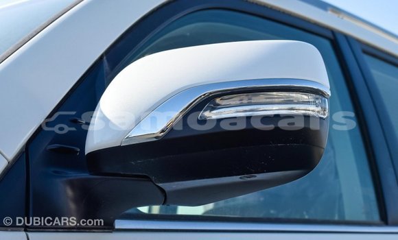 Buy Import Toyota Land Cruiser White Car in Import - Dubai in A'ana Buy Import Toyota Land Cruiser White Car in Import - Dubai in A'ana