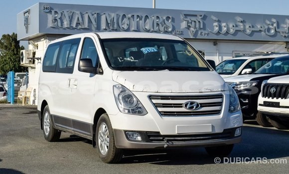 Buy Import Hyundai Accent White Car in Import - Dubai in A'ana Buy Import Hyundai Accent White Car in Import - Dubai in A'ana