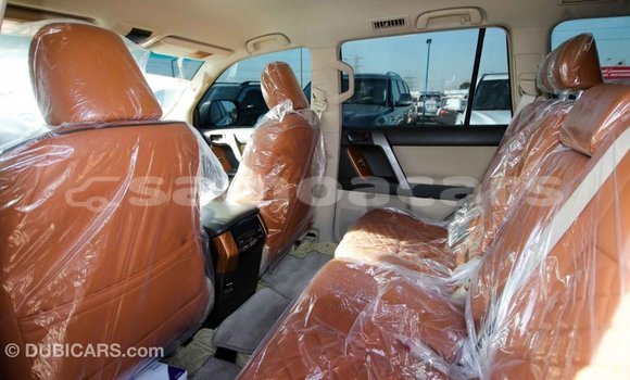 Buy Import Toyota Prado White Car in Import - Dubai in A'ana Buy Import Toyota Prado White Car in Import - Dubai in A'ana