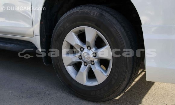 Buy Import Toyota Prado White Car in Import - Dubai in A'ana Buy Import Toyota Prado White Car in Import - Dubai in A'ana