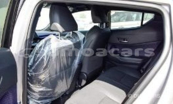 Buy Import Toyota C-HR Other Car in Import - Dubai in A'ana Buy Import Toyota C-HR Other Car in Import - Dubai in A'ana