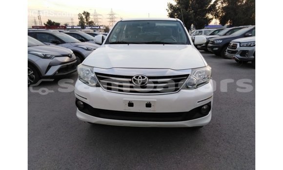 Buy Import Toyota Fortuner White Car in Import - Dubai in A'ana Buy Import Toyota Fortuner White Car in Import - Dubai in A'ana