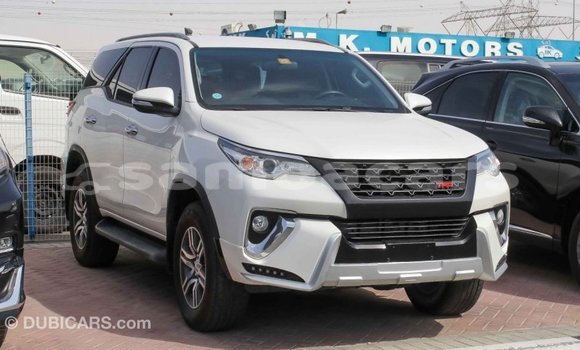 Buy Import Toyota Fortuner White Car in Import - Dubai in A'ana Buy Import Toyota Fortuner White Car in Import - Dubai in A'ana