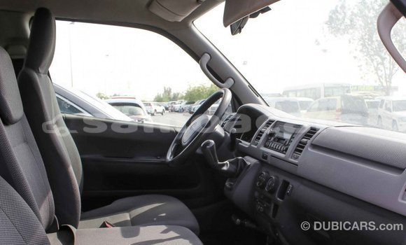 Buy Import Toyota Hiace White Car in Import - Dubai in A'ana Buy Import Toyota Hiace White Car in Import - Dubai in A'ana