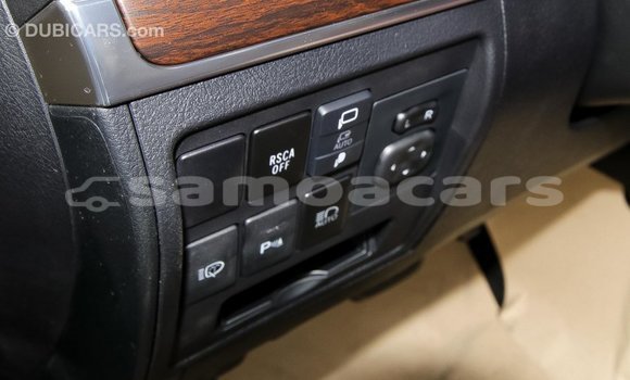 Acheter Import Voiture Toyota Land Cruiser Noir à Import - Dubai, A'ana Acheter Import Voiture Toyota Land Cruiser Noir à Import - Dubai, A'ana