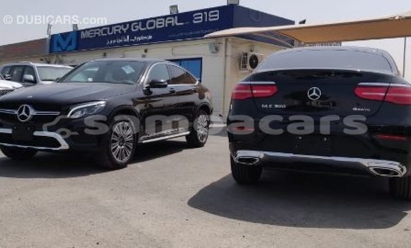 Buy Import Mercedes-Benz 190 Black Car in Import - Dubai in A'ana