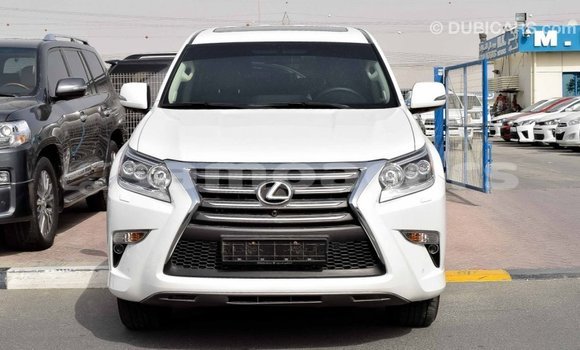 Acheter Import Voiture Lexus GX Blanc à Import - Dubai, A'ana Acheter Import Voiture Lexus GX Blanc à Import - Dubai, A'ana
