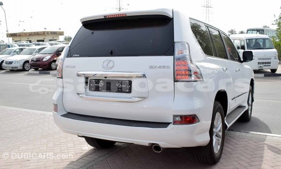 Acheter Import Voiture Lexus GX Blanc à Import - Dubai, A'ana Acheter Import Voiture Lexus GX Blanc à Import - Dubai, A'ana