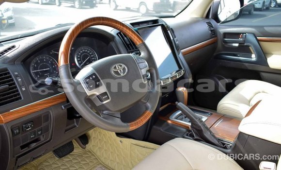 Buy Import Toyota Land Cruiser Other Car in Import - Dubai in A'ana Buy Import Toyota Land Cruiser Other Car in Import - Dubai in A'ana