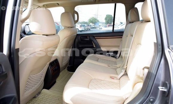 Buy Import Toyota Land Cruiser Other Car in Import - Dubai in A'ana Buy Import Toyota Land Cruiser Other Car in Import - Dubai in A'ana