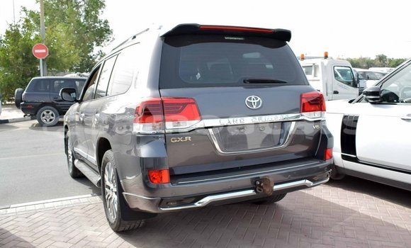 Buy Import Toyota Land Cruiser Other Car in Import - Dubai in A'ana Buy Import Toyota Land Cruiser Other Car in Import - Dubai in A'ana