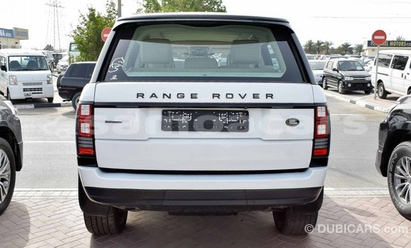Acheter Import Voiture Land Rover Range Rover Blanc à Import - Dubai, A'ana Acheter Import Voiture Land Rover Range Rover Blanc à Import - Dubai, A'ana