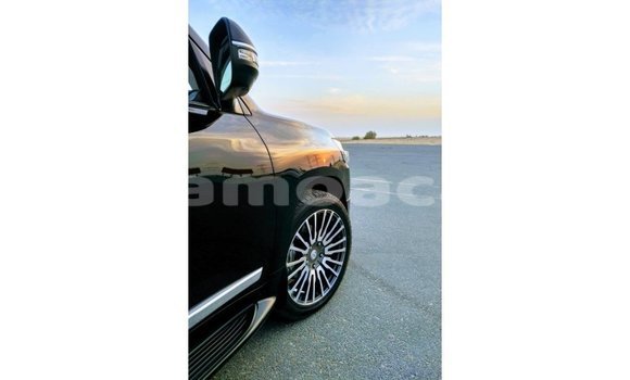 Buy Import Toyota Land Cruiser Black Car in Import - Dubai in A'ana Buy Import Toyota Land Cruiser Black Car in Import - Dubai in A'ana