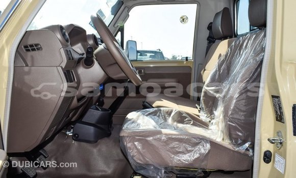 Buy Import Toyota Land Cruiser Beige Car in Import - Dubai in A'ana Buy Import Toyota Land Cruiser Beige Car in Import - Dubai in A'ana
