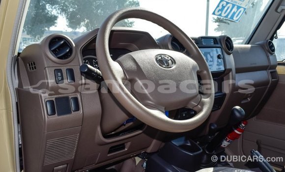 Buy Import Toyota Land Cruiser Beige Car in Import - Dubai in A'ana Buy Import Toyota Land Cruiser Beige Car in Import - Dubai in A'ana