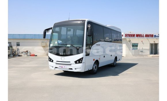 Acheter Import Voiture Isuzu Rodeo Blanc à Import - Dubai, A'ana