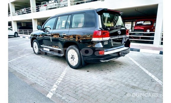 Buy Import Toyota Land Cruiser Black Car in Import - Dubai in A'ana Buy Import Toyota Land Cruiser Black Car in Import - Dubai in A'ana