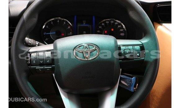 Acheter Import Voiture Toyota Fortuner Noir à Import - Dubai, A'ana Acheter Import Voiture Toyota Fortuner Noir à Import - Dubai, A'ana