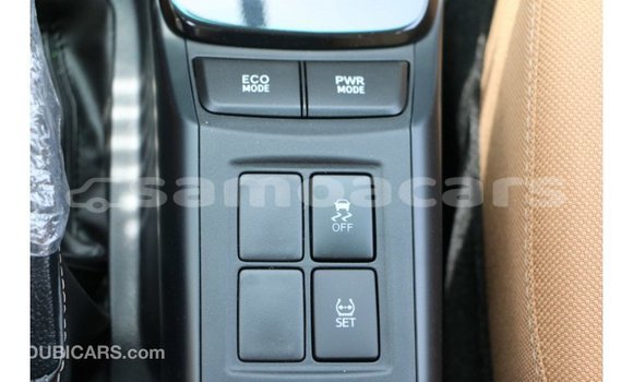 Acheter Import Voiture Toyota Fortuner Noir à Import - Dubai, A'ana Acheter Import Voiture Toyota Fortuner Noir à Import - Dubai, A'ana