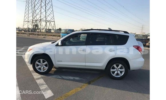 Acheter Import Voiture Toyota 4Runner Blanc à Import - Dubai, A'ana Acheter Import Voiture Toyota 4Runner Blanc à Import - Dubai, A'ana