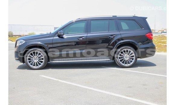 Acheter Import Voiture Mercedes-Benz 190 Noir à Import - Dubai, A'ana Acheter Import Voiture Mercedes-Benz 190 Noir à Import - Dubai, A'ana