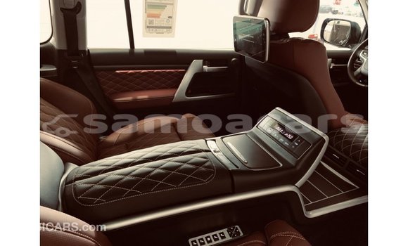 Buy Import Toyota Land Cruiser Black Car in Import - Dubai in A'ana Buy Import Toyota Land Cruiser Black Car in Import - Dubai in A'ana