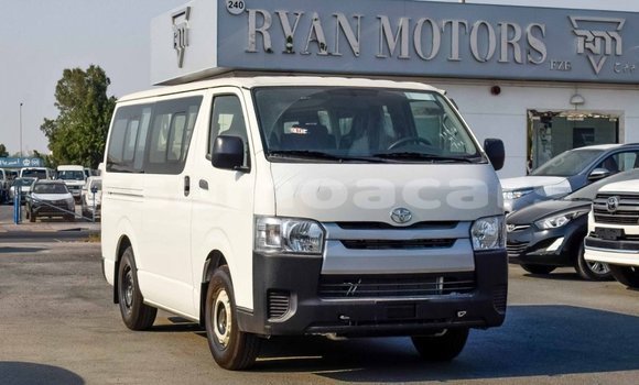 Buy Import Toyota Hiace White Car in Import - Dubai in A'ana Buy Import Toyota Hiace White Car in Import - Dubai in A'ana