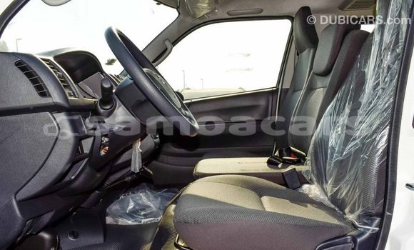 Buy Import Toyota Hiace White Car in Import - Dubai in A'ana Buy Import Toyota Hiace White Car in Import - Dubai in A'ana