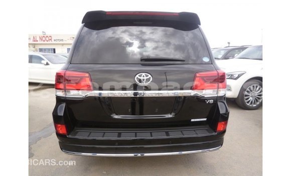 Buy Import Toyota Land Cruiser Black Car in Import - Dubai in A'ana Buy Import Toyota Land Cruiser Black Car in Import - Dubai in A'ana